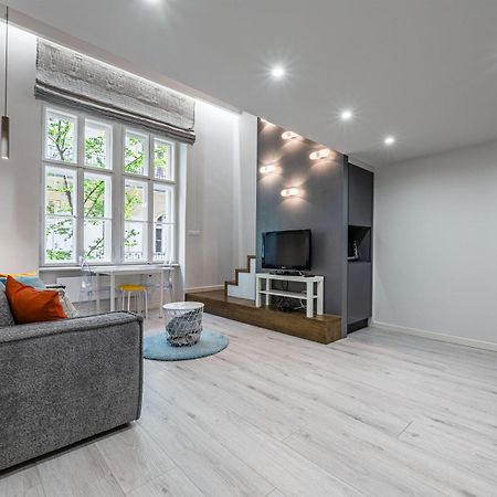 District 6Th Sense Apartment Budapest Ngoại thất bức ảnh